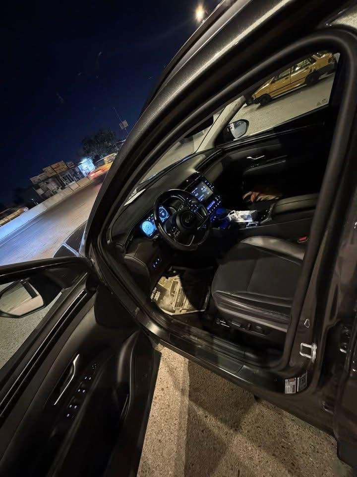 سيارة توسان 2023 مرقمه بغداد سعر 195 الاتصال على الرقم @‭0770 718 1131‬
