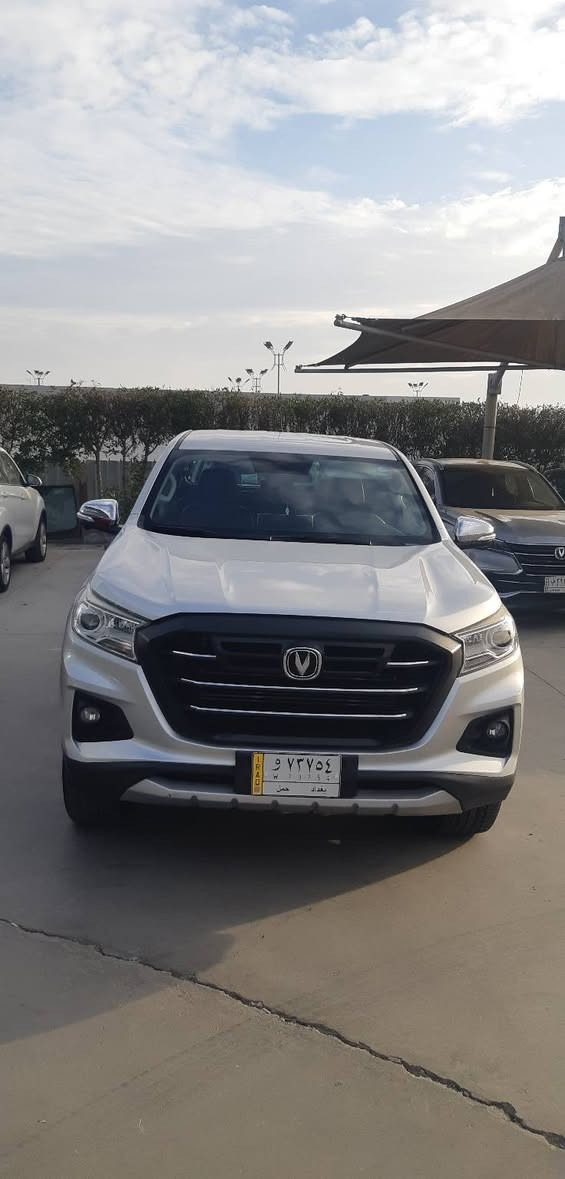 السلام عليكم 
بيكب شانجان هانتر لون سلفر موديل 2022
ماشية 36 ألف كيلومتر
ويلكب كروم
سبير منازل
السيارة جديدة بدون أي حادث أو نقص 
العنوان بغداد الكرخ
السعر 175$
للتواصل الاتصال على الرقم : ***********
