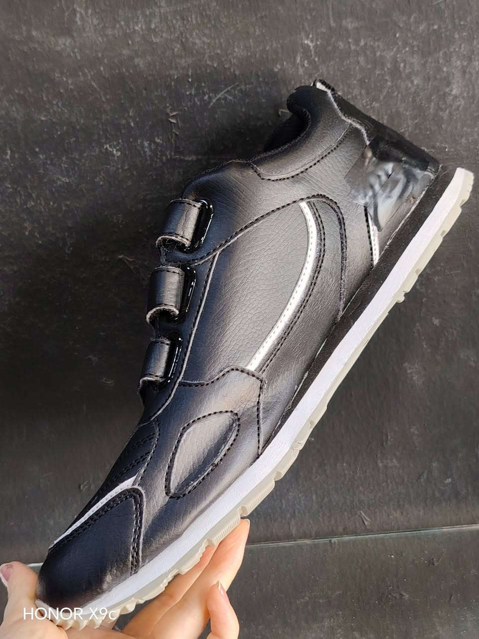 باله جديد تقريبا قياس ٤٦  تم ١٥ وزن خفيف


**إذا كنت صاحب هذا الإعلان وتريد حذفه لأي سبب، رجاءا أرسل رسالة إلى الدعم الفني**