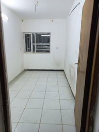مشتمل • طابق أول • حي الجامعه