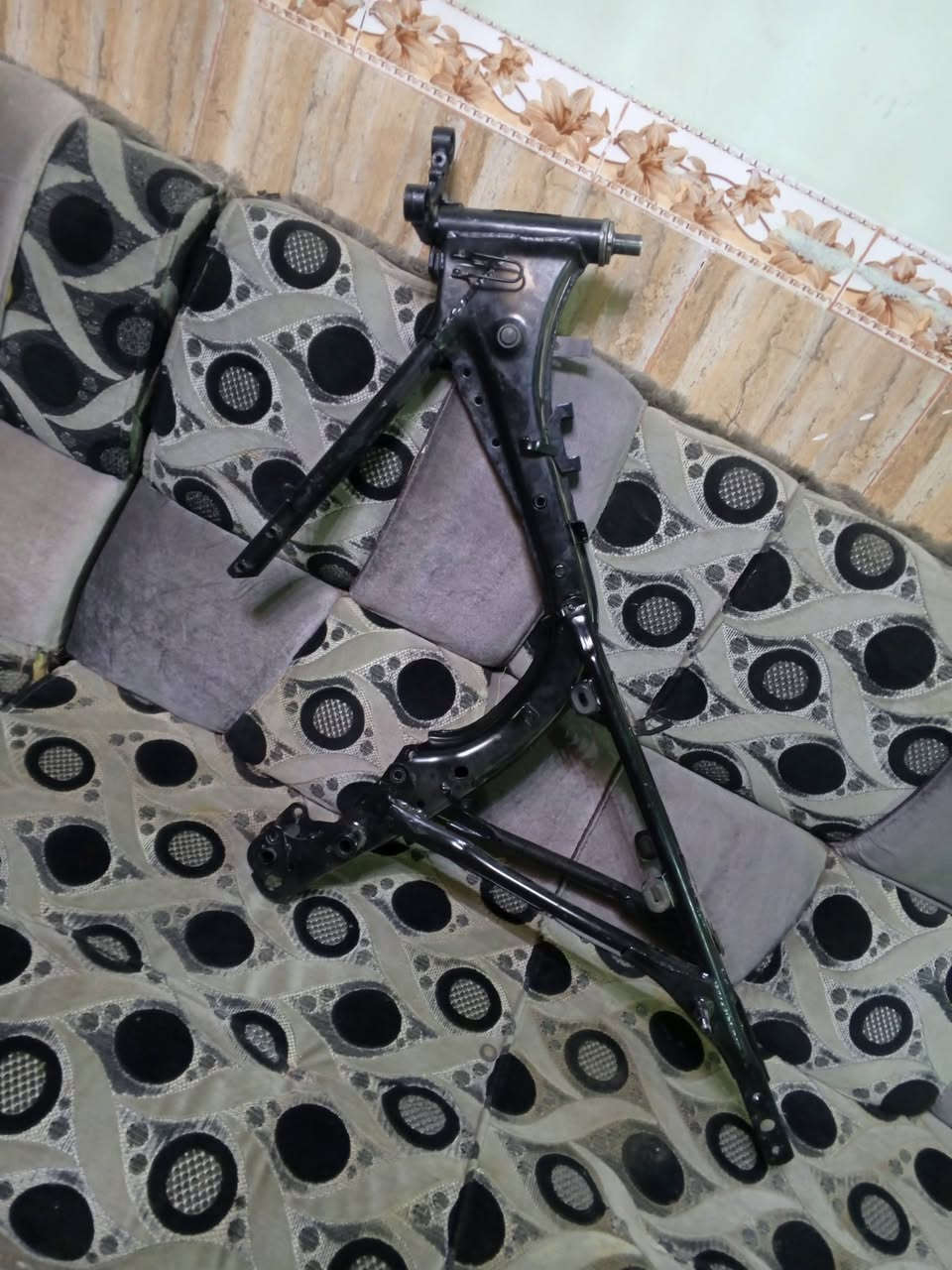 يالله السلام عليكم
شاصي موديل 2026
شاصي شخط مابي 
شاصي كفاله من كلشي
بي وراق كامل
العنوان جزيره الخالديه 
السعر 300
***********
