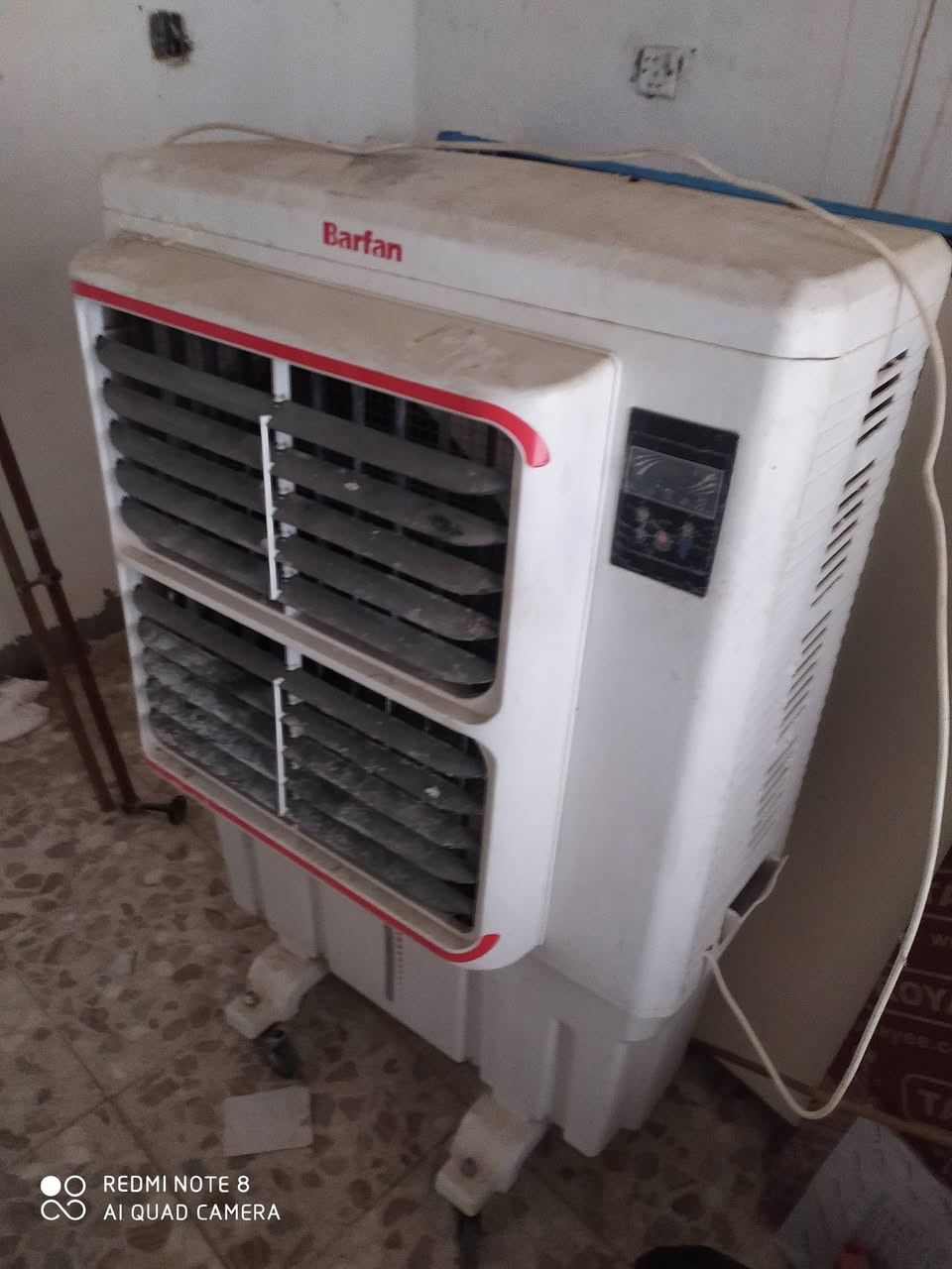 سلام عليكم لبيع مبردة بلاستك نظيفه جدا مستخدم شي قليل ***********
