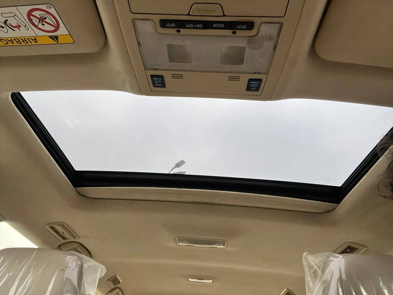 لاندكروز 2017  وايت ديشن
فول مواصفات رقم سليمانيه  بسمي رقم جديد 

مكفوله من الصبغ بيها بارد جدا بسيط مكانين فقط مامبين سونار موجود وهزة

8 ايرباك

150 الف ماشيه

فتح سقف و كشنات جلد وفور ويل باقي المواصفات معروفه

العنوان بغداد البلديات 

السعر 465 ورقه  وبيها مجال للطيبين فقط بيع

تخمً تاير جديد مكفوله محرك تبريد صدر بعدها بحالت الوكاله

للتواصل ***********
