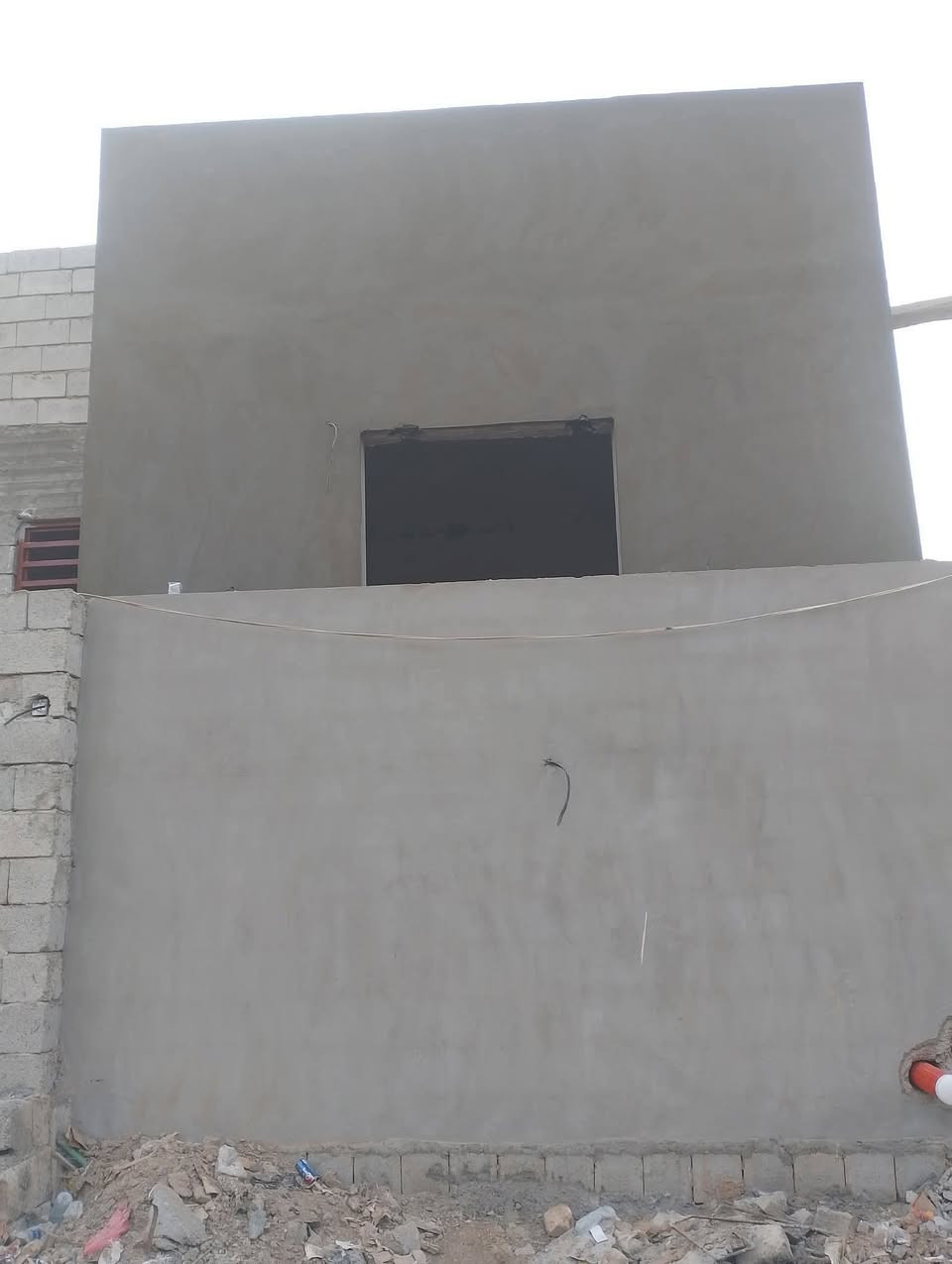 السلام عليكم
خلفة لبخ متفرغ حاليا لاتصال على الرقم التالي 
***********
