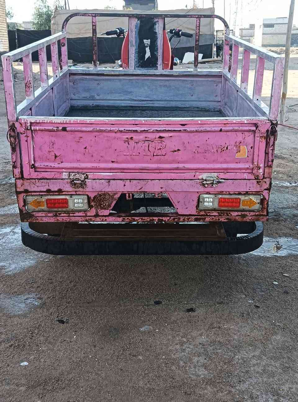 السلام عليكم ستوته18 للبيع مكاني نجف محرك 25 اوراق هذا رقمي***********
