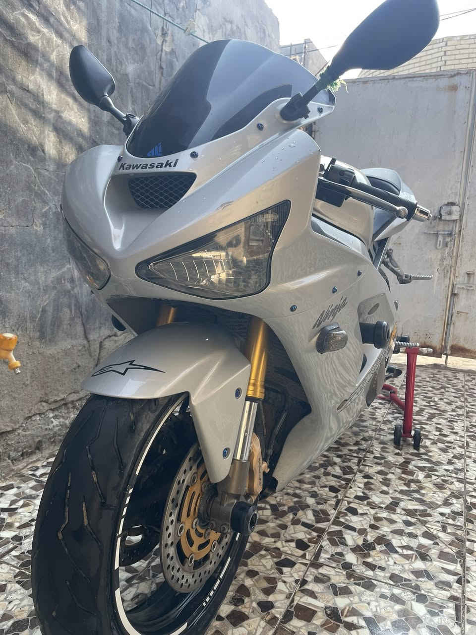 سلام عليكم 
كاوسكي موديل ٢٠٠٤ كفاله عامه
مناقصه أي شي 
مكاني بغداد (***********وبي واتساب )(***********)🩶
