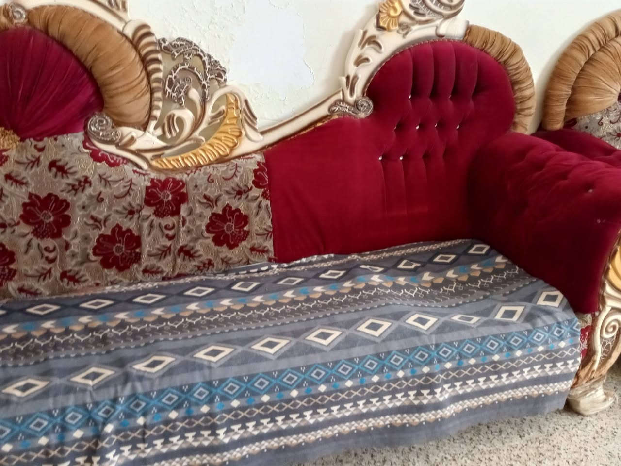 السلام عليكم 
بوجد غراض للبيع 
الكنتور 6بوب مع ملحق  ب350 وبي مجال خشب صاج اصلي

الكاونتر نظيف مع ملحق  ب400 وبي مجال

التخم ب70 وبي مجال


**إذا كنت صاحب هذا الإعلان وتريد حذفه لأي سبب، رجاءا أرسل رسالة إلى الدعم الفني**