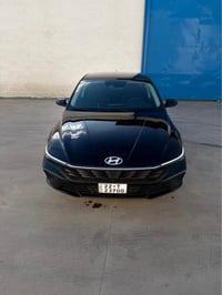 هونداي النترا موديل 2024 ماشيه8000mi بعده زيروه الزيرو ترقيم جديد ورقم...