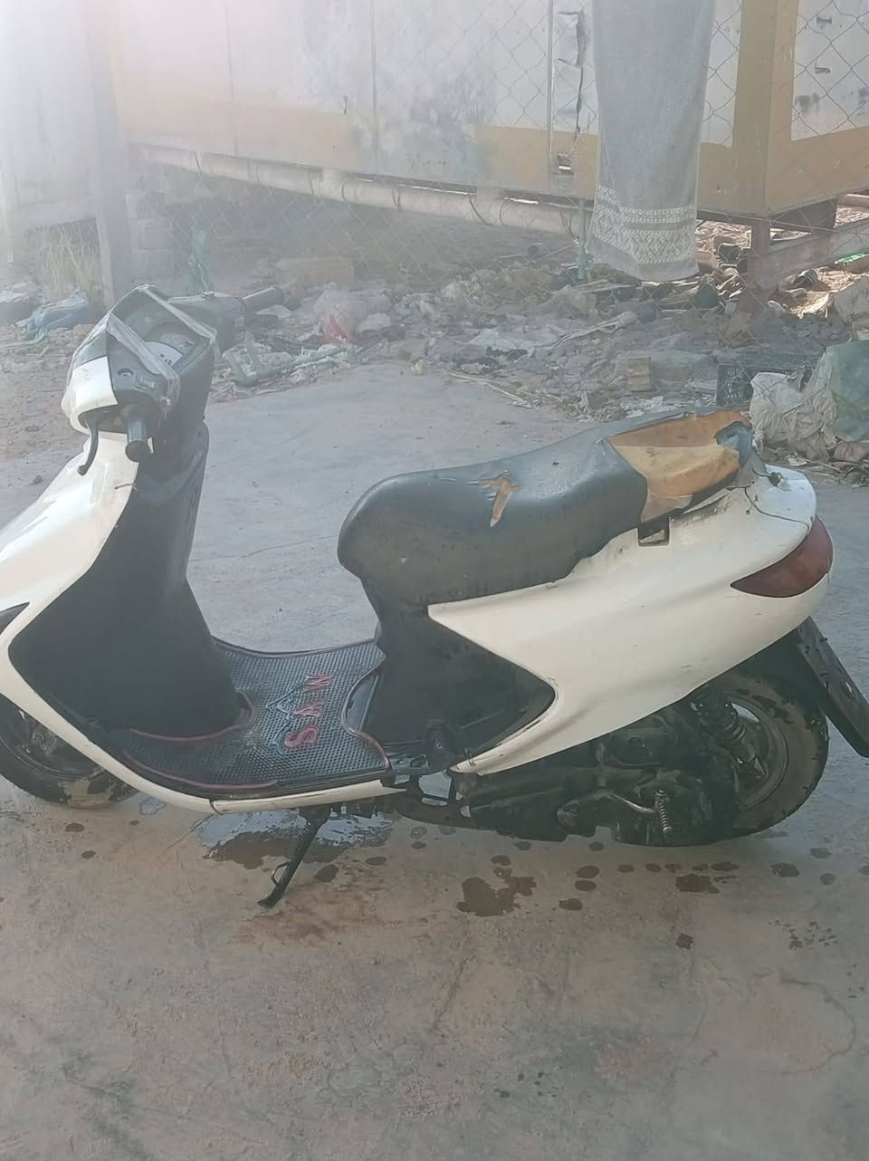 دراجه للبيع طريق كربلاء نجف جديده الاتصال ***********
