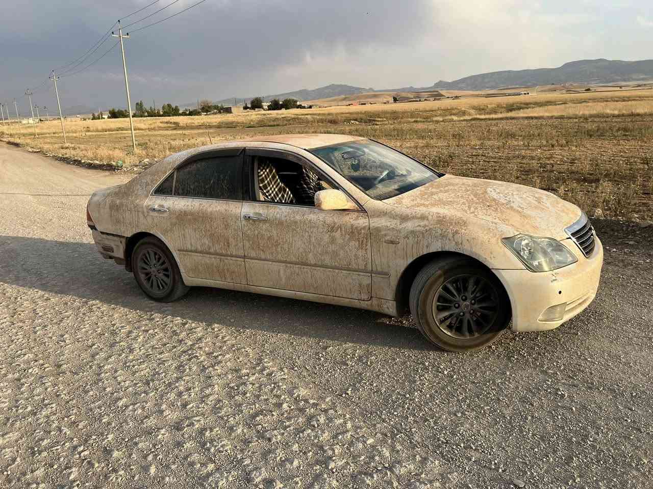 سڵاوی خواتان لێبێیت
ئەم شاهینەمان هەیە بۆ فرۆشتن ئاوا بە قوڕۆ دەسمان لێ نەداوە دەعامئ بۆ دەعامی بە شەرت بڕاوەیەیە 182 هەموو مەسرەفێکی 4 تایەو ڕۆنگۆڕین مەسرەفی نییە ئاوا وە پاتاڵی ئەیفرۆشم هەر کەس حەزی لێبوو بێ سەیری کا خەسلی بکات 

50 وەرەقەو مەعمەلە 

*********** ڕەقەمی خاوەنی
