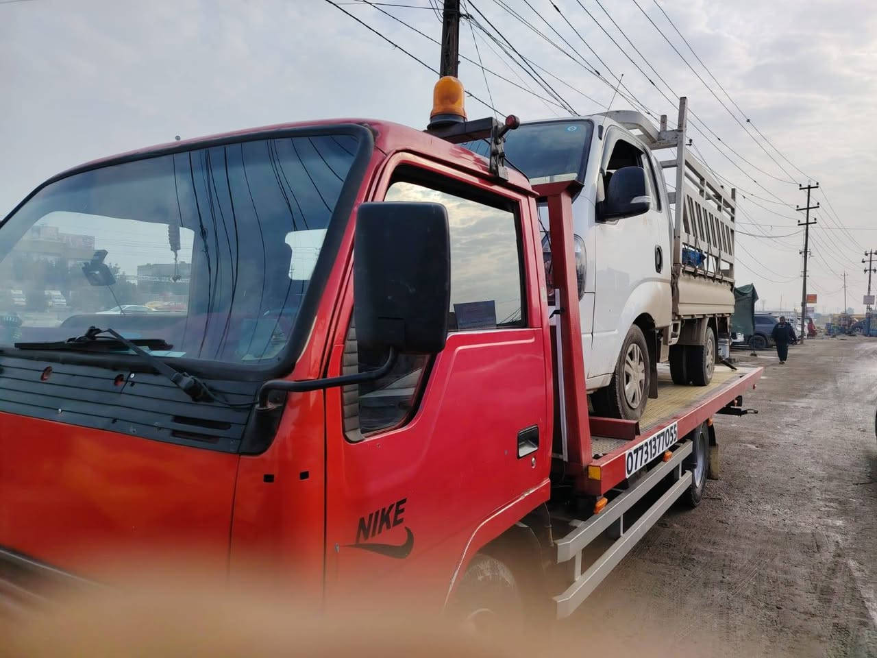 للبيع مسيوبوشي كنتر عظم موديل ٩١ مكينه ١٠٨ خير من الله بدي سجين ياباني جاهزه من كلشي كبل للشغل رقم بغداد سنويه للسبعه وعشرين تحويل مباشر  مكان السياره بغداد ***********٥ حجي محمد.
