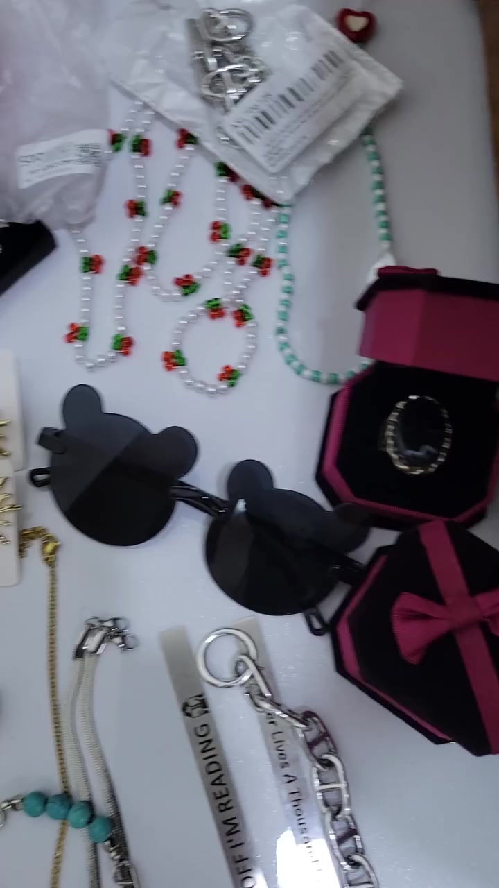 شلعه اكسسورات  الي تفيدهه تدخل خاص =https://www.instagram.com/sha99.5?igsh=MWxiYzR5MjY2MzFqcg==


**إذا كنت صاحب هذا الإعلان وتريد حذفه لأي سبب، رجاءا أرسل رسالة إلى الدعم الفني**