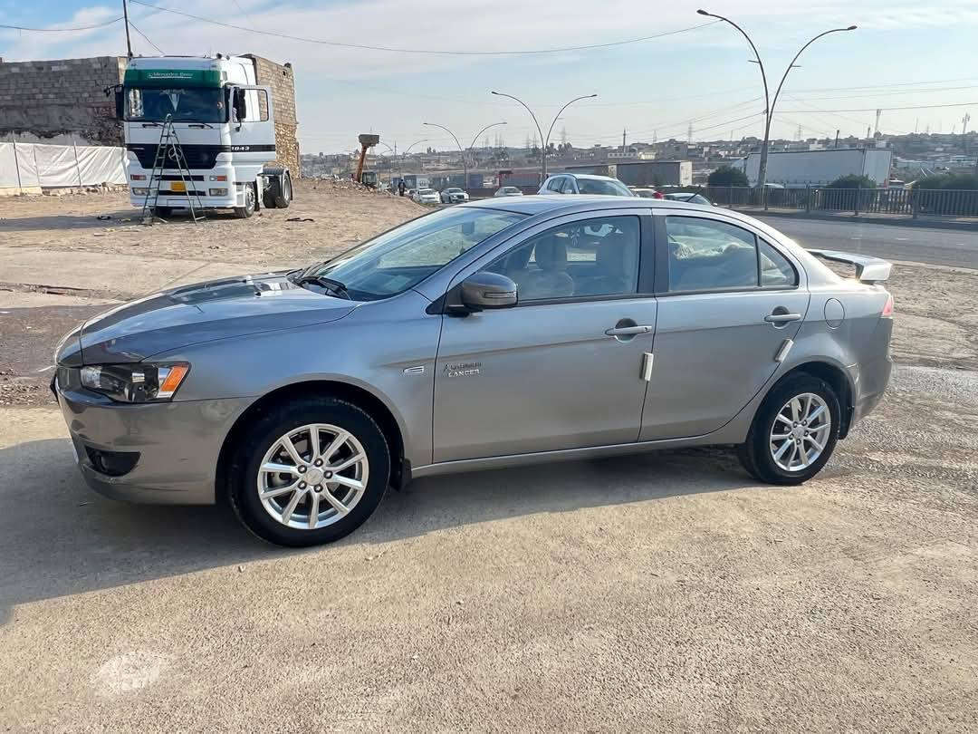 السلام عليكم 
مكلف بالنشر ...مكلف بالنشر
مستبوشي لانسر قرش استلام شركه باسمي
موديل 2016
جامات كهرب
سلايد
رقم بغداد انكليزي تشتري من  الشرعي 
كابون بانزين 
محرك وكير شرط
محرك 16
ماشيه 70 كيلو
سياره بيها شبر صبغ فقط باب النفر 
شرط التحويل 
السعر ١٢٥$ وبيها مجال
***********
