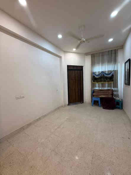 للبيع فارغ حاليا✅
الموقع📍حي جميلة-محلة 516

150م

طابق واحد/مدخلين/بناء 2024

يحتوي على استقبال كبيرة+صالة+مطبخ حار

+غرف نوم عدد(2)+خدمات

🔸السعر: 435  قابل للتفاوض

مكتب الثقة للعقار

حي اور-شارع نادي النفط-مقابل مركز سناريا لطب الأسنان

***********📳

***********📳
