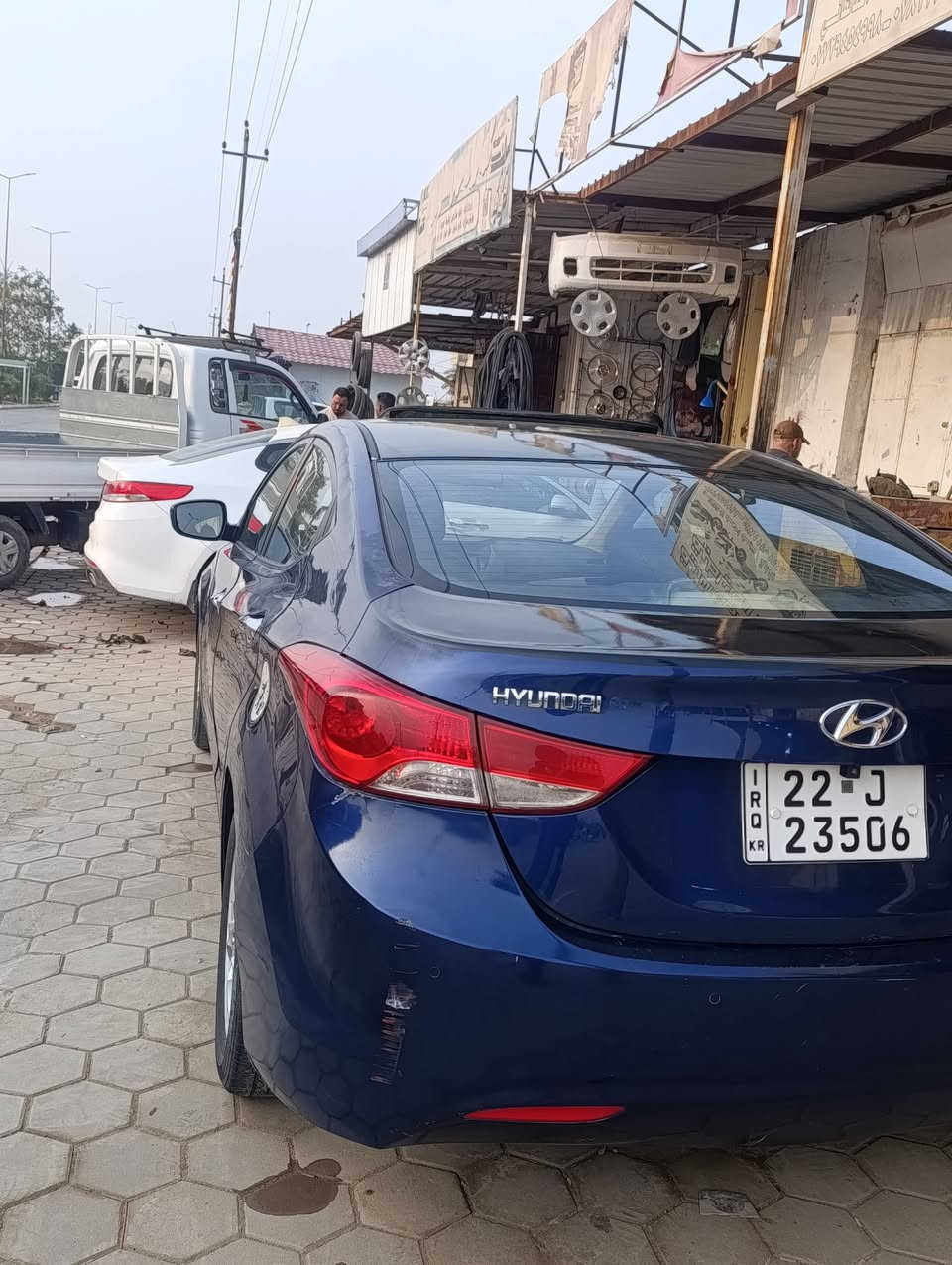 سلام عليكم ورحمه الله وبركاته الانترة خليجي موديل 2012  محرك 1800 فول موصفات ماعدة البصمة  سيارة بيها باب صدر صبغ بدون دون دواخل  وبداية جراد  رقم اربيل دولي بسمي جاهزة من تخم تاير حدادية حلوة دوشمة  كهربائيات  جاهزة على اخر حباية مكان واسط نعمانية سعر 105 وبيها مجال حك جية أن شاء الله  ستفسار على هاذة رقم ***********
