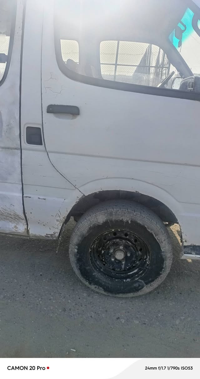 سلام عليكم فتون للبيع موديل 209 مكينة كير اكسن حدادية مكفولة تخم تاير سيارة جاهزة  كهربايات خير من الله مكان ناصرية المركز راعيه بل حلة المشتري من عدة. رقم الهاتف ***********
