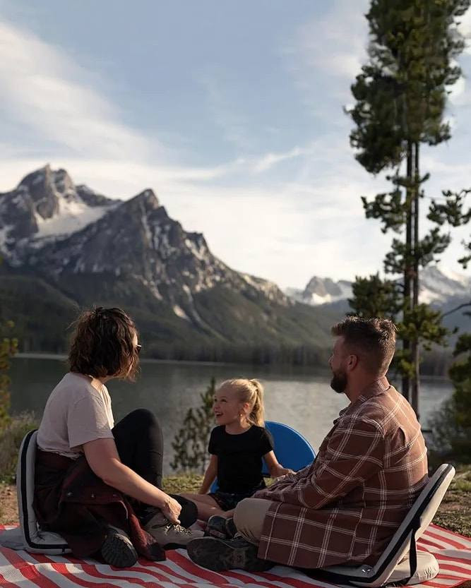 🔥 راحة بالرحلات والبيت بسعر مميز! 🔥
كرسي أرضي مبطن قابل للطي مع مسند ظهر
مثالي للجلسات والرحلات والتخييم 👌
✨ مريح وعملي
✨ يدعم الظهر أثناء الجلوس
✨ قابل للطي وسهل الحمل مثل الشنطة
✨ مناسب للرحلات، الحدائق، البحر وحتى داخل البيت
💰 السعر مناسب: 15 ألف فقط
📍 العنوان: الفلوجة – حي الجمهورية
تقاطع العيادة الشعبية مقابل مدرسة الجمهورية الابتدائية
معرض الراوي للتبضع
🚚 توصيل داخل الفلوجة: 2000
🚚 توصيل جميع المحافظات: 5000
📲 للحجز السريع راسل الصفحة أو واتساب
***********
#الفلوجة
#العراق
#رحلات
#تخييم
#كرسي_رحلات
#كرسي_قابل_للطي
#مستلزمات_رحلات
#جلسات_خارجية
#تسوق
#عروض
