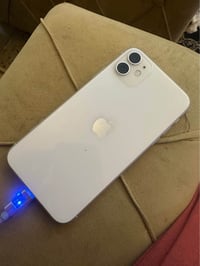 ايفون ١١ • شاشة اصلية • بطارية ٧٥