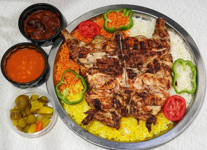 @إشارة @دجاج الفهد## 🐔
العنوان/ بغداد نزلت جسر الخطيب 
ارقام التوصيل 
***********
***********
واتساب /اتصال
