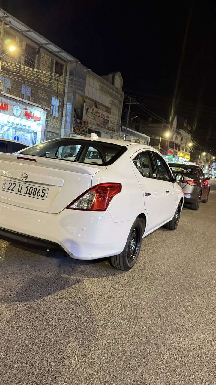 السلام عليكم نيسان صني هندي موديل 2024 كفاله عامه ضربه تبديل صبغ بارد ماشيه 61Km سياره جاهزه وجديده السعر 122 وبيه مجال شي بصيط  رقم الهاتف ***********
