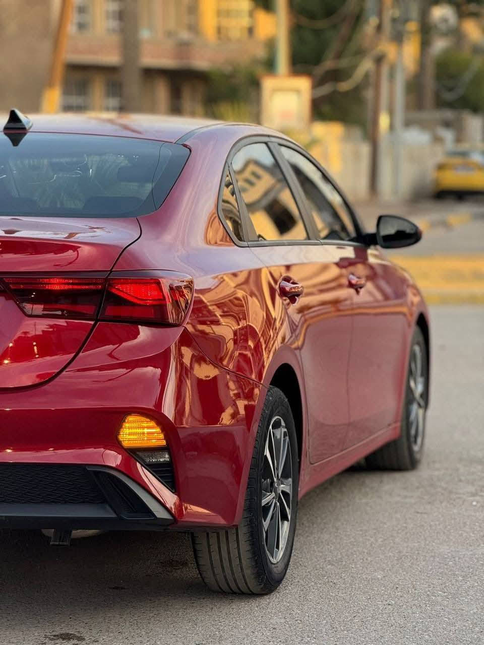 السلام عليكم ...فورتي موديل 2024 دخول جديد
مكينة 2000 تنفس طبيعي  وماصفات نص فول.

 حادث كلش بسيط بدون اي تبديل  فقط صبغ بالجاملغ  جهة      السايق  الامامي كد شبرين وبالدوسه صبغ  بدون ايرباك.      . بدون دواخل  صور الحادث موجوده بالمنشور  وعندي سونار   
جديد مال المندلاوي  ادخل خاص للشراي وادزلك السونار     السعر المطلوب 152$ للاستفسار  ***********
