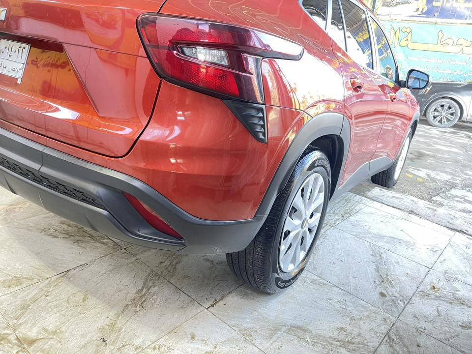 شوفر ليت تراكس 
موديل 2024 
رادارات جانبية
رادر توقف
اتو ستوب اطفاء ذاتي 
حادث بنيد فقط 
السعر 140
***********
اتصال او واتس فقط 
الرزق والتوفيق للجميع
