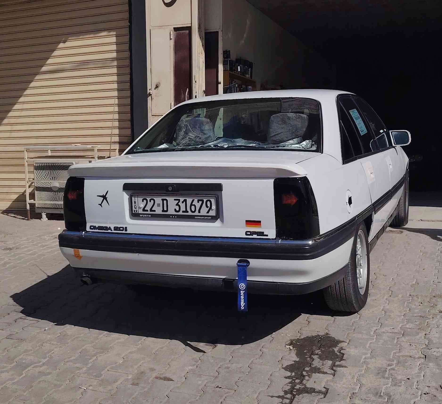 للبيع اوبل اوميگا 20i نضافة فول بدون صبغ كلة بلادي رقم اربيل سنوية لحد 2029 سعر 55 واتساب***********
