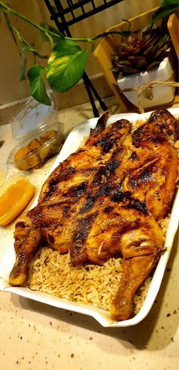 دجاجة ع الفحم ب12 للحجز***********
