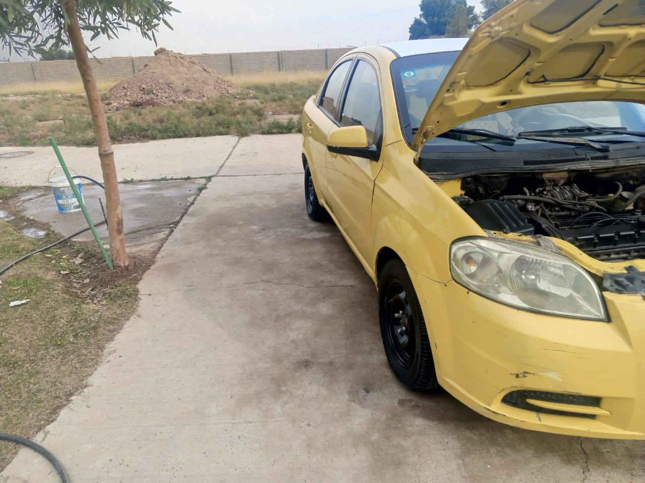 السلام عليكم
أفيو 2007 للبيع 
السيارة كاملة 
مكينة جديدة ضفيرة جديدة 
 صدرة خير من الله 
مصفرة غرامات رقم بغداد
مستعجل ع البيع 
السعر 45 وبية مجال بسيط
للتواصل
‏‪0771 707 4326‬‏
