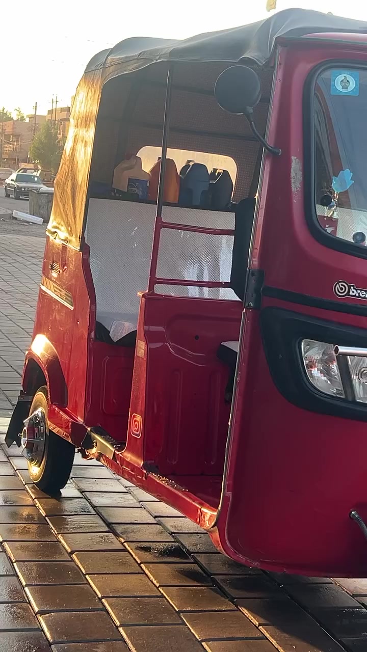 سلام عليكم تكتك تي في اس مديل١٨تكتك كامله عل حسب الصول تكتك مكينه كفاله من البرغي تكتك اي ضربه مابيه اي خياس مابيه تكتك حلو نضيفه صوته ناعم اله درجه البكان بغداد الامين الذانيه  الستفسار فقط واتسب ***********
