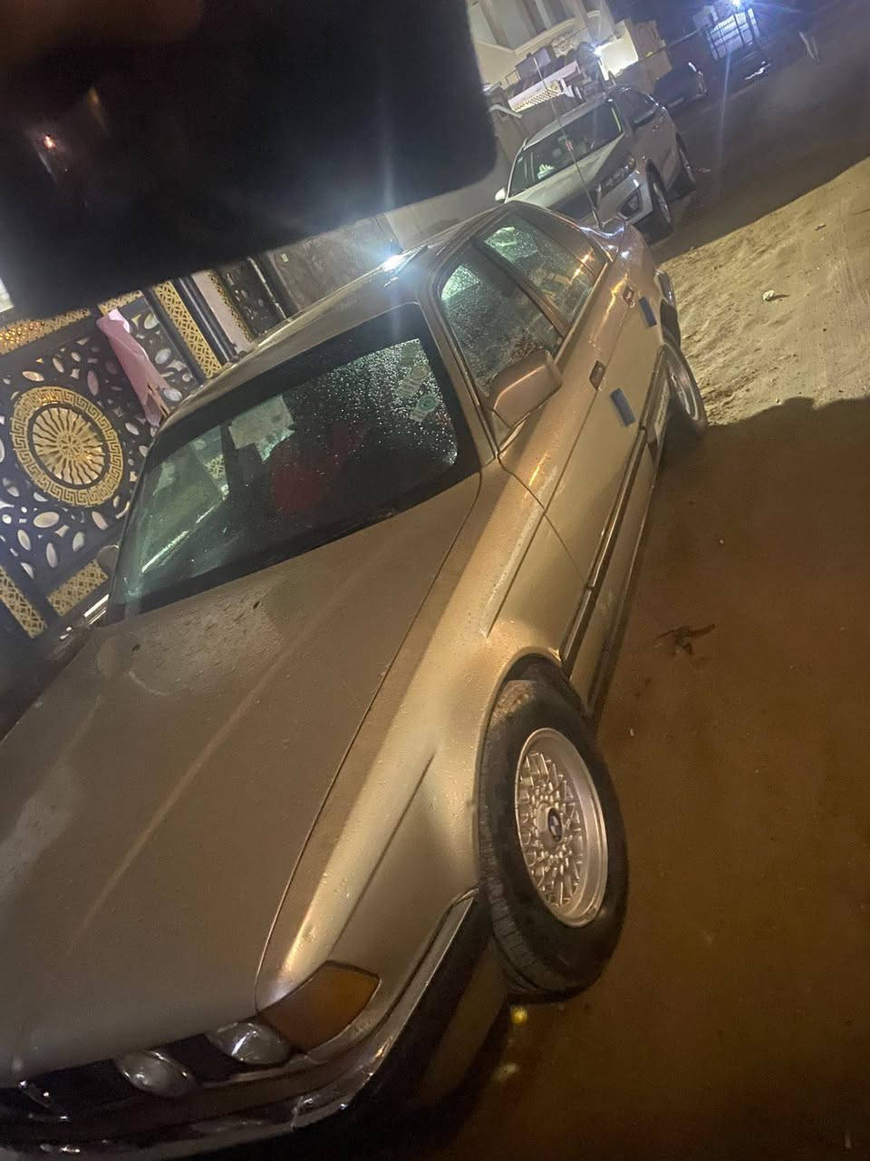 للبيع بيم 730 مكفوله كير محرك صدر جديد مصبوغه عام جماليه 
موديل 91 سنويه ل 28 تحويل مباشر كهربيات زنون جهازه من كلشي 
***********
سعره 38 ورقه
