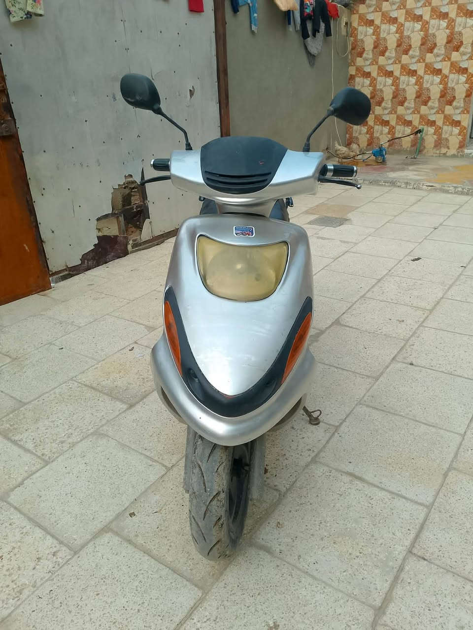 سلام عليكم درجة دولفين درجه حلوه ونضيفه مكينتها نضيفه وناعمه كفرات جديدات درجه كلشي ما عوزه كبل الشارع مكاني بابل القاسم الرقم  *********** والخاص مفتوح السعر 450 اتصل وبيك خير ودلل
