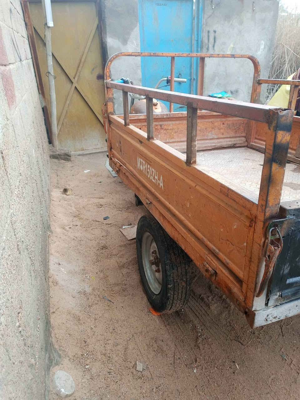 سلام عليكم ستوته ام تي ار ادوات مكفوله من السرقه مكينه نضيفه تايرات نضاف شاصي نضيف سعر550 بيها مجال مكاني البصرة ابو الخصيب *********** متوفر
