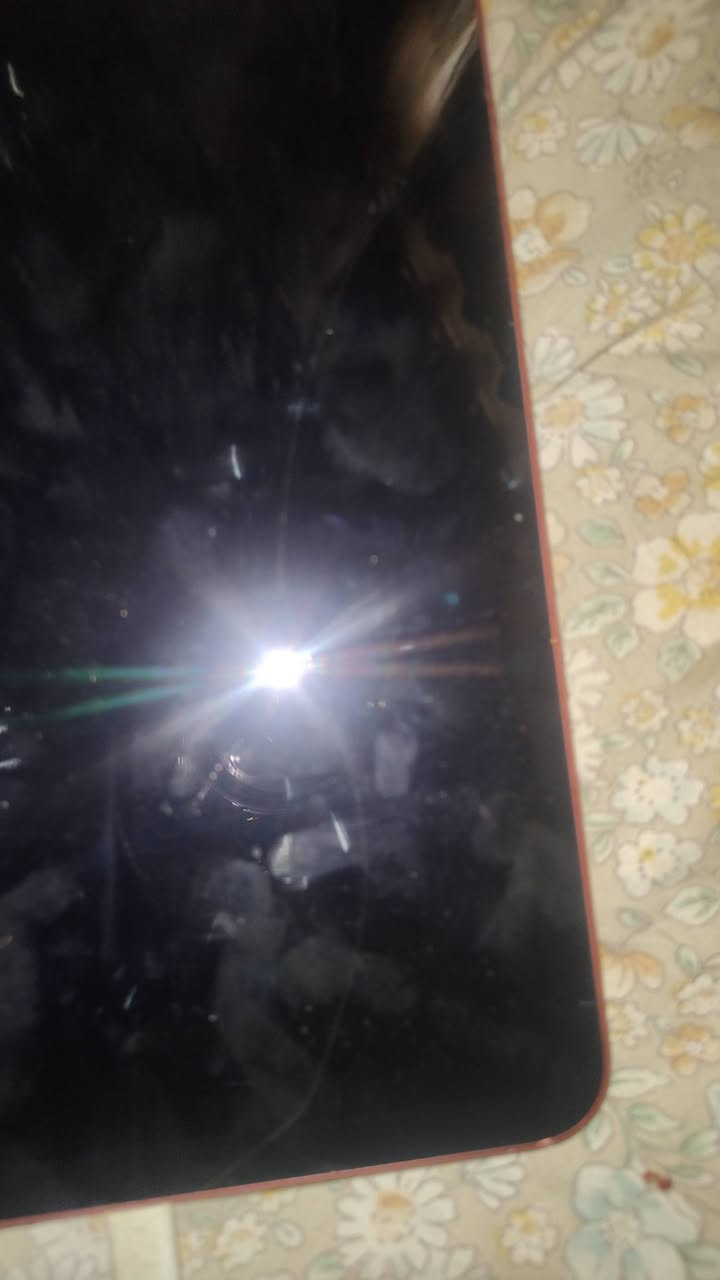 ايباد 10 للبيع بي فطر بل شاشه مثل ما موضح لايباد ما ملعوب بي هواي   350 بي مجال للطيبين رقم***********
