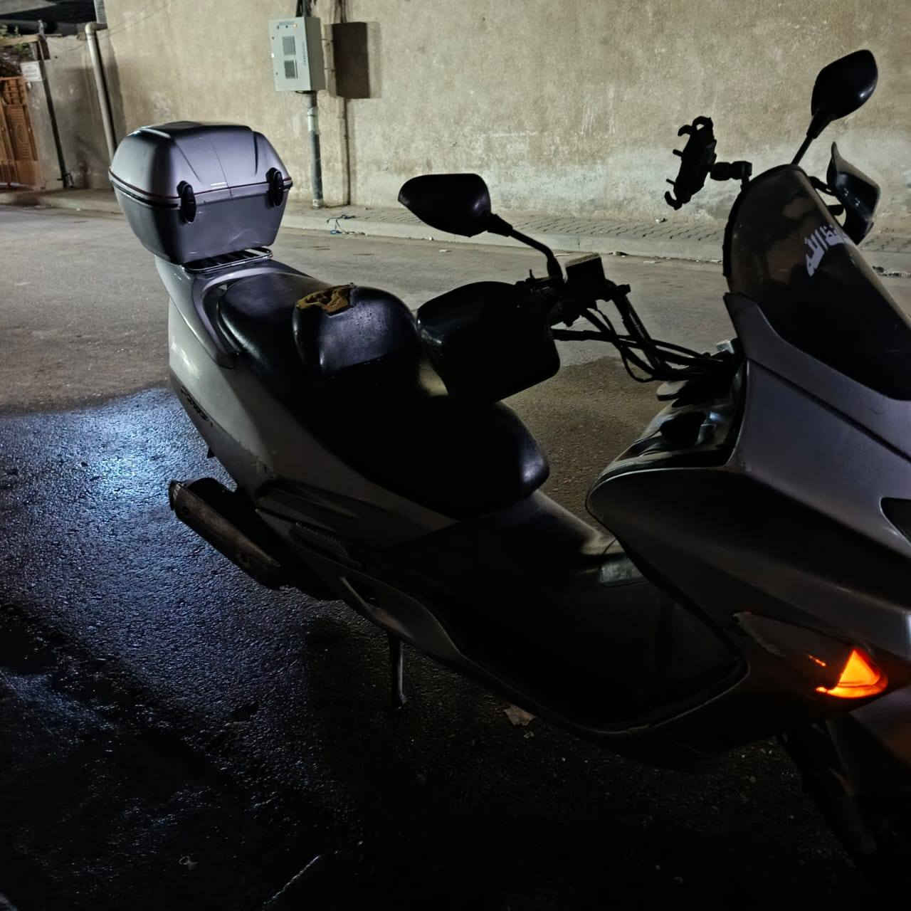 السلام عليكم فورزة 6/0للبيع نكرة سلف الدراجة خير من الله المكان بغداد حي السلام مركز الخنساء السعر550 رقم التواصل
 ***********
