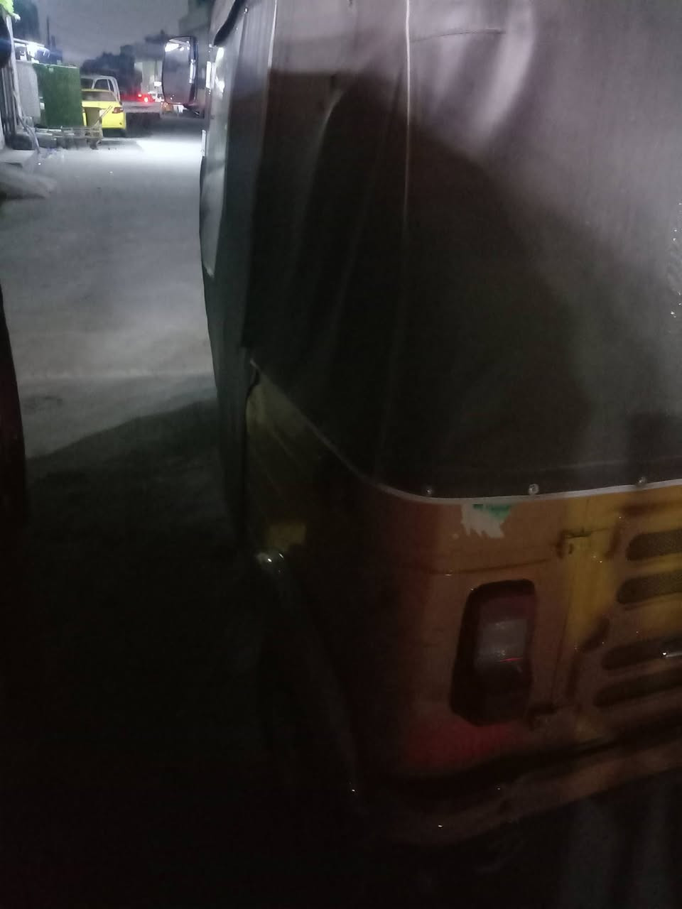 سلام عليكم تكتك البيع موديل 20رقم أو سنويه بسمنه تحويل ثاني يوم مكاني مدينه الصدر السعر 7 بيه مجال تكتك مكفوله كفاله عامه ما عده ضربه وره خفيفه عل خابر وتدلل ***********
