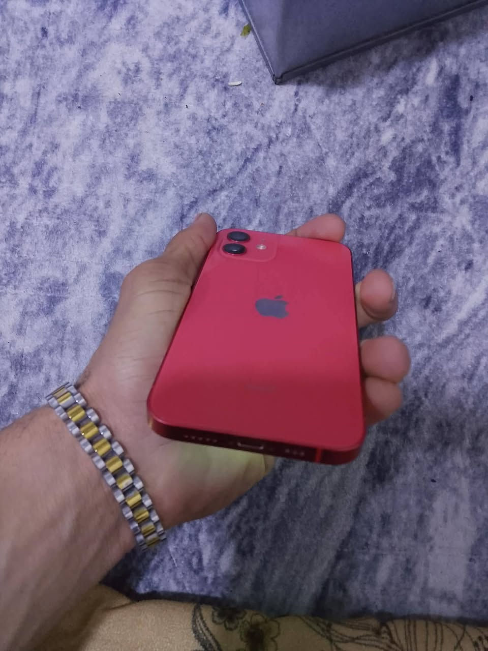 12 كامرتين نضافه شركه شرط مكفول  
بطاريه ابلادي86
شاشه تفصيخ شرط 
ذاكره 64
كامرات دمعهه
صوت، سيم، كله مكفول
سعر 220
*********** وتساب
