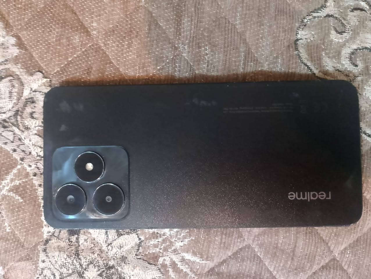 ريلمي اس53 جهاز نضيف كلش ويا كارتونه متوازي ع بيعته السعر100بي مجال الطيبين الرقم***********وتس اب
