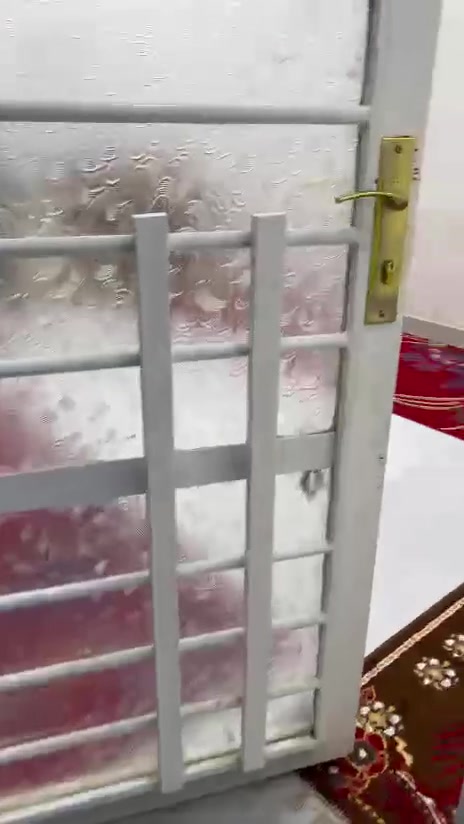 مشتمل للييع مساحته 100متر باالسفحه الثانيه قرب الملعب ع ساحه
ملاحظه مطلوب مبادره 70مليون
الاستفسار الاتصال
***********
