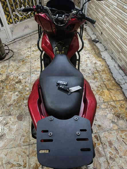 ياباني جيل الثالث كفاله عامه بصمتين مكينه 150 العده الصليه وياهه مكرمركه الدراجه ماشية28الف المكينه كفاله والكلجات أي نقص مابيه مكاني بغداد السعر ١٦ونص شويه متوازي ***********
