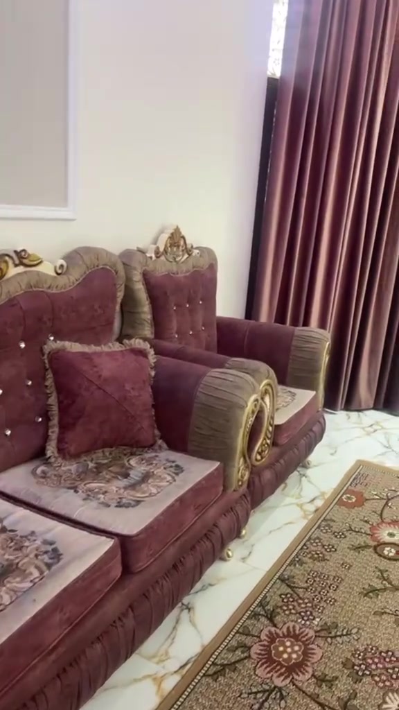 بيع قنفات 10مقعد  مع البرده


**إذا كنت صاحب هذا الإعلان وتريد حذفه لأي سبب، رجاءا أرسل رسالة إلى الدعم الفني**