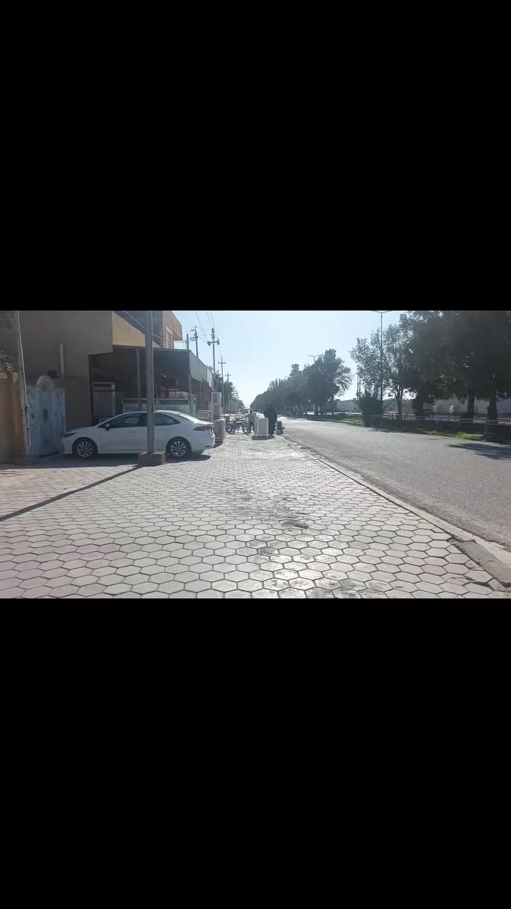 اللهم صلي على محمد وال محمد
بدرة للعقار البيع وشراء بيت 🏠 للبيع في بدره 
الموقع تجاري على سايدين  الدور في حي الحسين 
مساحة ٣٠٠ متر 📌
البيت طابقين يحتوي على خمس غرف وهول ومطبخ وستقبال 
للستفسار راسل الصفحه او اتصل🗣📲📞
***********
***********
