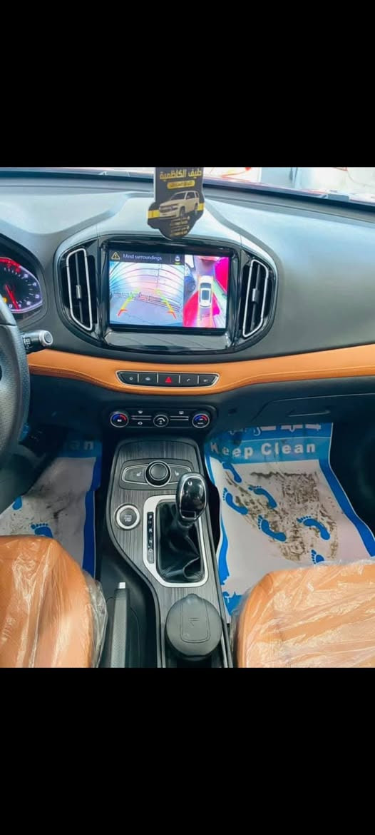 السلام عليكم 
شيري 
( تيكو 7 )
موديل 2020 
ماشيه82.000 Km 
المواصفات
بصمه 
بانوراما 
كشنات كهرباء 
كشنات تدفئه 
كشنات جلد لونين 
شاشة 
خمس كامرات 
داخل قرميدي 
تحكم ستيرن جهتين 
لد امامي 
لايت زنون 
بلوجكتور 
ويل كب كروم 
مري شفط كهرباء 
حساسات امامية + خلفية 
بلوتوث + اوكس 
قطعتين تبريد 
 

(السيارة رقم بغداد حره ) 
ملاحظة: السيارة  مكفوله كفاله عامه .
السعر: 120 وبيها مجال بسيط...
للاستفسار
***********
