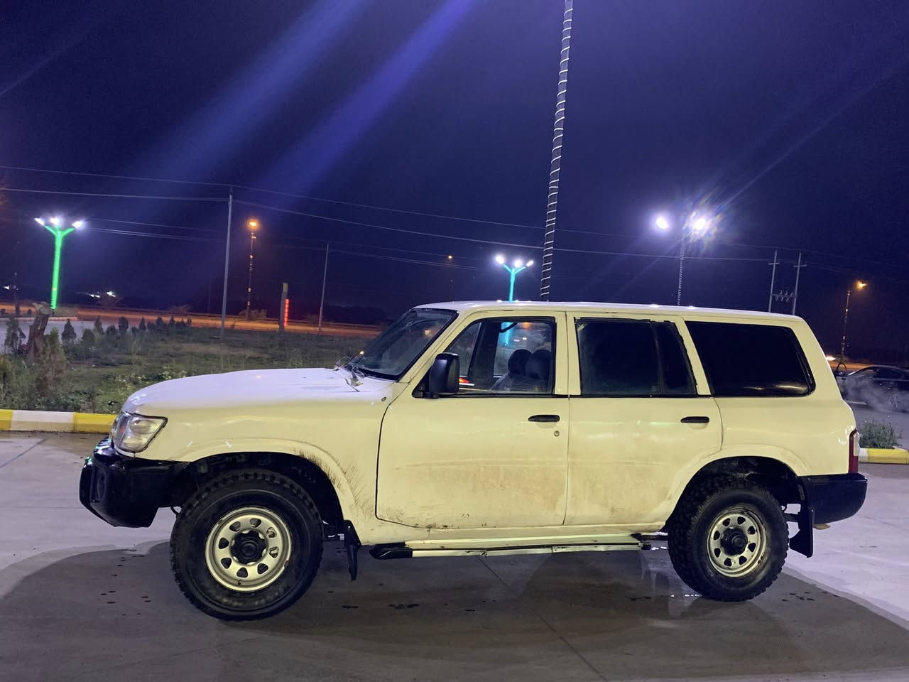 42$ 🔴نیسان پاترۆل 2001 بیلاد کوێر
علووج علووج مووس و بڕاوە بەشەرت 
شاسی - گێر- مەکینە - دەبڵ ئەکسڵ - بەشەرت
وەرگەڕاو نیە  عام بۆیاغە چرکەی تیا نیە  توند و تۆڵ
کلاچی تازەیە مەکینەی هەڵم دەمی نیە   
گەرمی ئیشەکا ماسیحەو کارەبایی و لایت و بەکلایت مەزبوت 
شوێن : کەلار سمود 
***********
