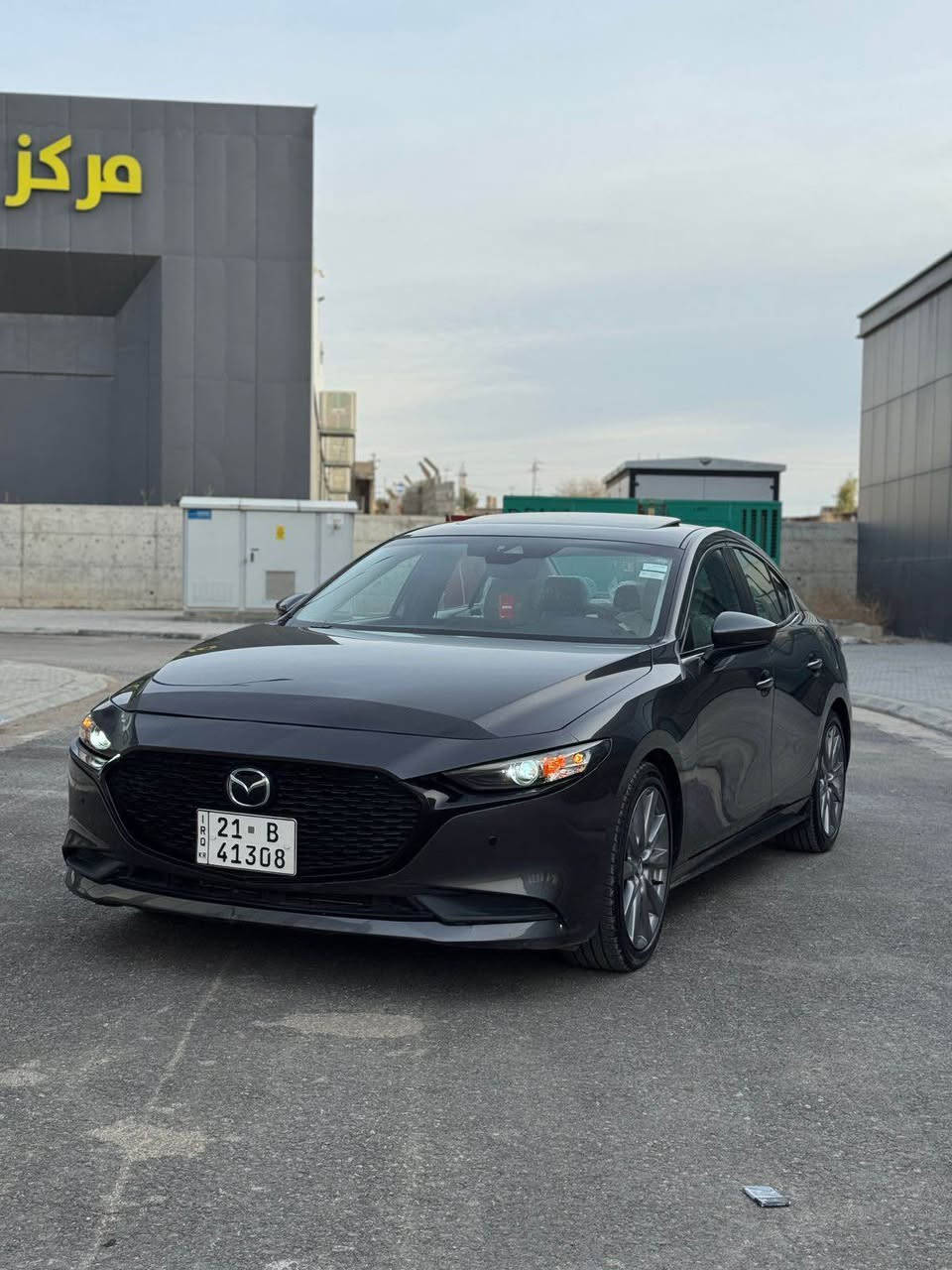 Mazda 3 prefferd 2.5 All wheel drive   model 
2021
کلین تایتڵ
‎مەکینە ٢.٥ بێ تۆربۆ 
model 2021
 
‎ ڕەنگی نەوتی ٥٩٠٠٠ کیلۆمەتر ڕۆشتووە

 مواسەفات
‎سلاید  
کوشن هیتەر
‎کوشن خەزن 
‎ڕادار ئۆتۆ ستۆپ 
‎ڕاداری خەتی جادە 
‎ڕاداری ناو چەی کوێر 
‎فلچەی جام قەترە 
‎چوار جام فول ئۆتۆ
‎ئۆتۆ هۆڵد 
‎حاسە
‎برێک بەسمە
‎بەسمە 
‎دەرگا بەسمە 
‎لایت فول لید 
‎فڵچە ئۆتۆ لەگەڵ باران خێراو خاو ئەبێتەوە
‎کوشن جڵدی کرێمی
‎کامێرا
‎تەبرید دوو بەش
‎کار پلەی 
‎ئەندرۆید پلەی

‎زۆر مواسەفاتی تر 

 

بێ بۆیاخە دەعامیەکانیشی بەشەرت بۆیاخی نیە نمونەیە لە جوانی شوختیشی نیە جگە لە پەلەیەک کارت بە نوکی بۆنیتەکەیەوە شایەنی باس نیە ،تەنها ئێرباگ سوکان وداشبڵ شەریکەی بۆ دانراوەتەوە ،کارابایات گێڕ مەکینە هەموو شتێکی بەشەرت یەک دینار مەسرەفی نیە،ساڵ و نیوێکە لای خۆمە بەنزینی محسن و ڕۆنی مۆتڵ نەبێت تێم نەکردووە سەنەوی تاکو ٢٠٢٩ تازەیە، هەموو شتێکیم نوسیوە ئەگەر موشتەریت تیلکە لە خزمەتا ئەبم
***********

سعر:148$ مەجال السليمانية, العراق
