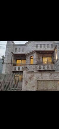 ⸻  🏡 دار سكني للبيع – شارع المغرب / نجيب باشا  📏 المساحة: 200 متر 🏗️ م...