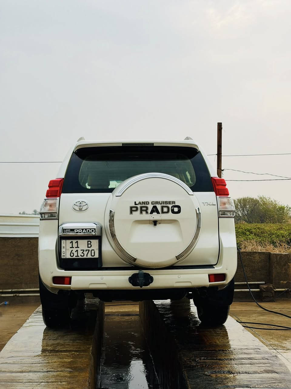 #برادوTXL  فول الفول ٦ سلندر. 

السلام. 

اقرأ تفاصيل ♥️♥️

شرط بل حقيقه احله من الصور. كلش جديد 

كير مكينه حداديه تبريد. بلادي على وضع الشركه 

ما مفتوح بيها برغي بشرط 
 
عليها تخم تاير جديد

سيارا مالت جناي  مافتوح بيها برغي على سونار وين ماتريد 

برادو موديل 2012 رقم بغداد 
-مواصفات 
عداد كيلو متر١٩٠
١- اصلي  اكويتي امذهاب  🏅🏆
٢-بصمه
جلد 
٣-فتحه
٤-ثلاجه
٥- مثبت سرعه 
٦- محرك ٦ سلندر
٧-شاشه
٨-كامره خلفيه
٩-مري شفط
١٠-تحكم ستيرن
١١-نظام تزحلق
١٢-حساسات
١٣-كشنات جلد
١٤-دفع رباعي
١٥-دبل تانكي
١٦-سبير تعليك   
 كفاله. من اي ضربه أو تبديل صور السونار موجود
اي ستفسار على رقم ***********
