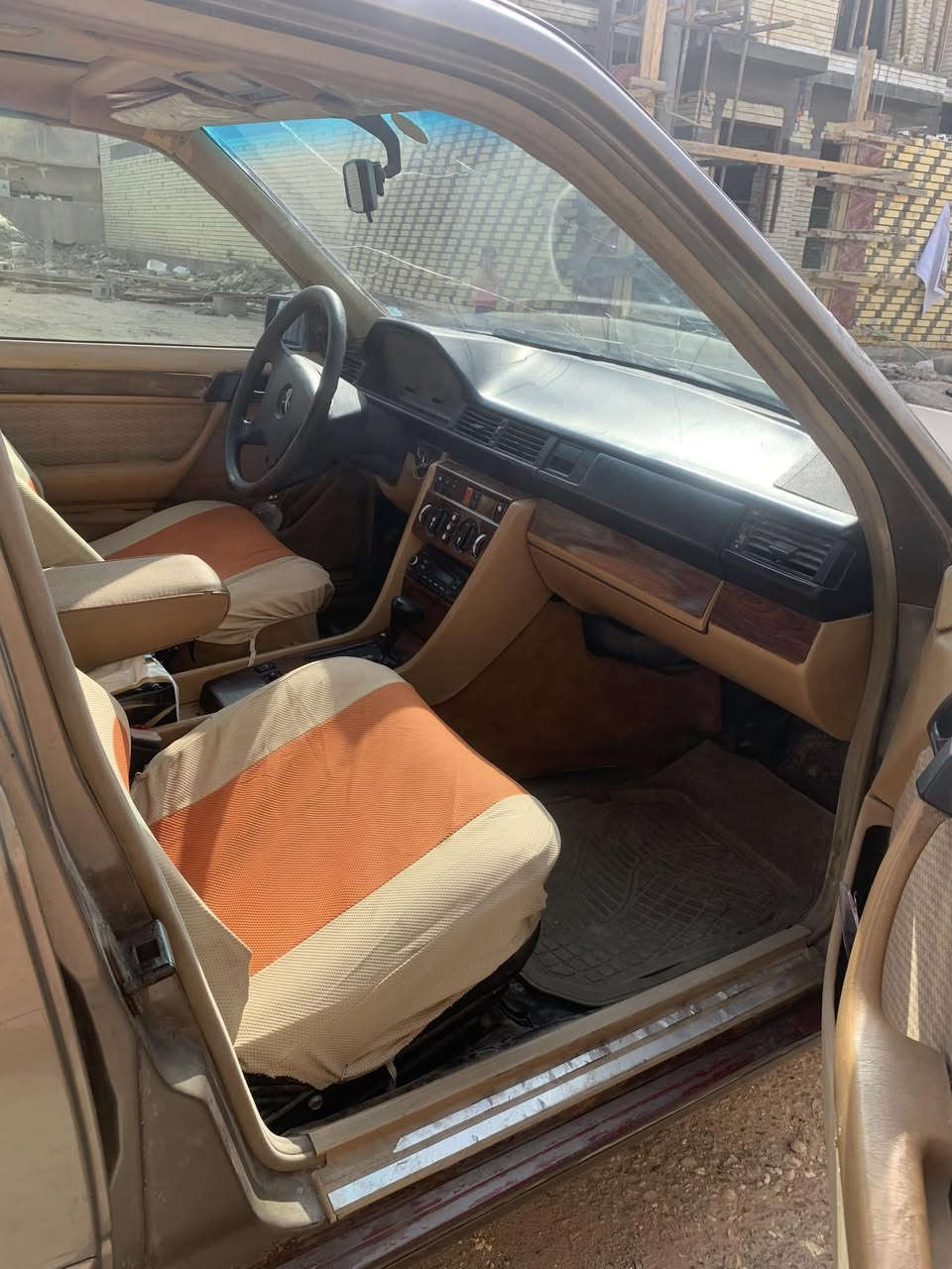 مارسدس كفاله المحرك والكير والأصولايات محرك فيفيتي ثنين ونص سنويه صالها سبوعين من صقطت مشروع وطني المكان البصره قرنه السعر 40 وبيها مجال 
رقم ‭0783 271 3680‬
