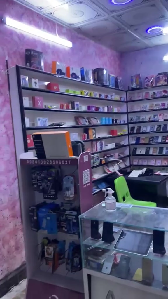 السلام عليكم
محل موبايلات للبيع الاستفسار اتصل *********** واتساب
