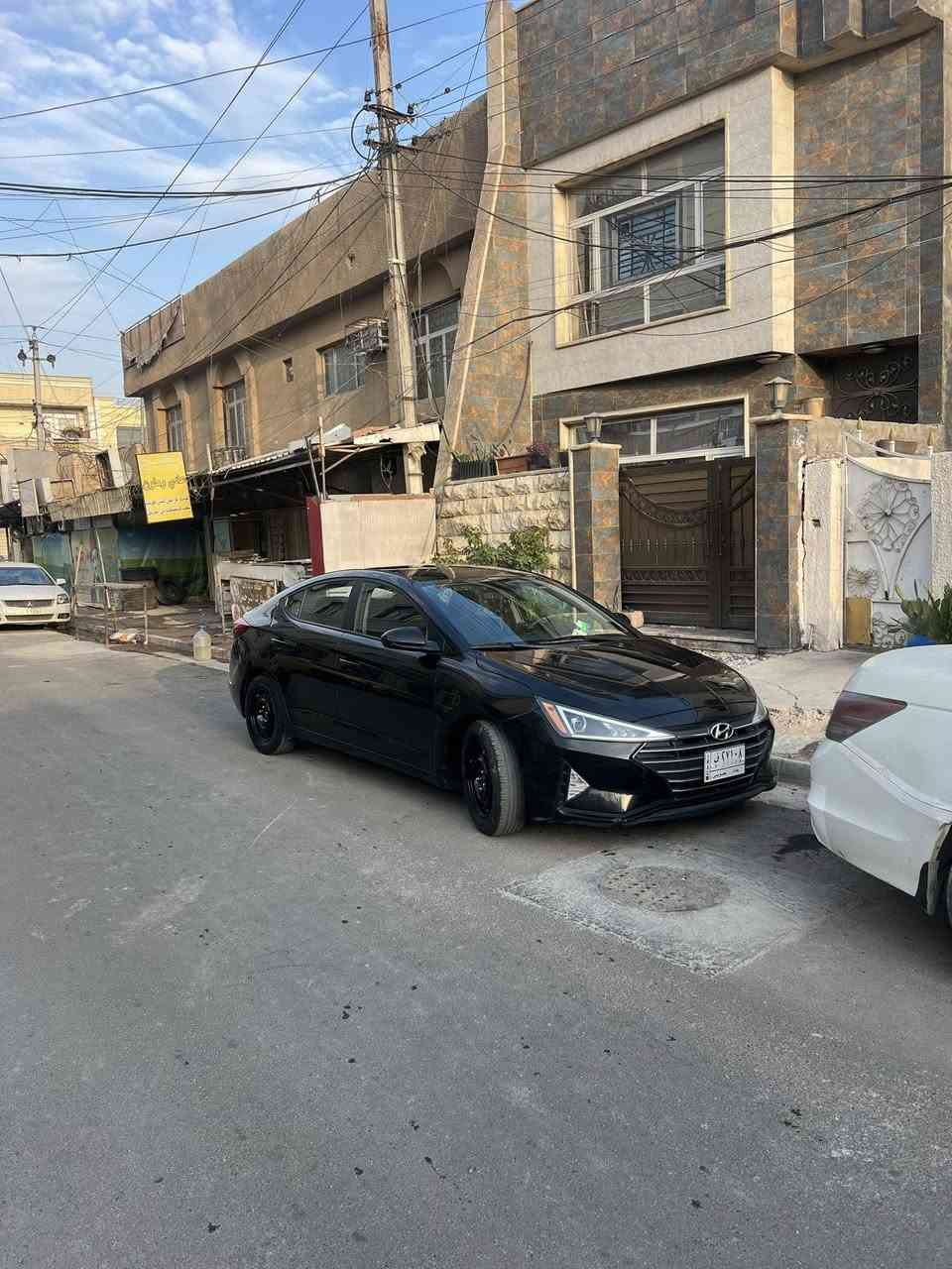 النترا 2019حادثهة ربع البنيد والجاملغ اليسرة بدون شواصي ولا لغود كفاله سيارة ماشيه50kmالف مال بيت بأسمي تحويل مباشر مكينة كير كفالة كير atالمرغوب 
سعر السيارة 143$وبيهة مجال بسيط 
للاستفسار***********

ملاحظة:الي يشتري السيارة مباشرة اتكاتب ويا مروري ويحول غير هذا الشي مابيع
